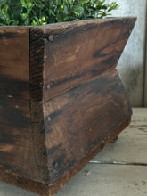 Load image into Gallery viewer, Shoe Shine Box on Wheels