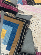Load image into Gallery viewer, Log Cabin Quilt Scraps
