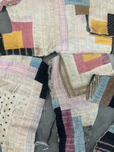 Load image into Gallery viewer, Log Cabin Quilt Scraps
