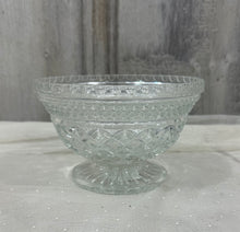 Load image into Gallery viewer, Anchor Hocking Wexfords Pedestal Bowl
