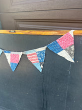 Load image into Gallery viewer, Red, White, Blue Quilt Pennant Garland

