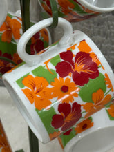 Load image into Gallery viewer, Bright Floral Mug Set w/Tree
