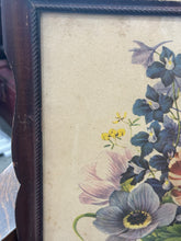 Load image into Gallery viewer, Floral Print (1)
