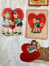 Load image into Gallery viewer, Vintage Valentine Set 10) Couples
