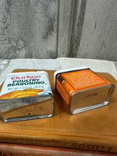 Load image into Gallery viewer, Thanksgiving Dinner Tins
