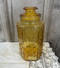 Load image into Gallery viewer, Amber Jar w/Lid {LE Smith brand?}
