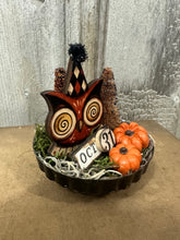 Load image into Gallery viewer, Oct 31 Owl w/ Pumpkins + Trees in Tart Tin
