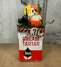 Load image into Gallery viewer, Ghost + Cat in Cream of Tartar tin
