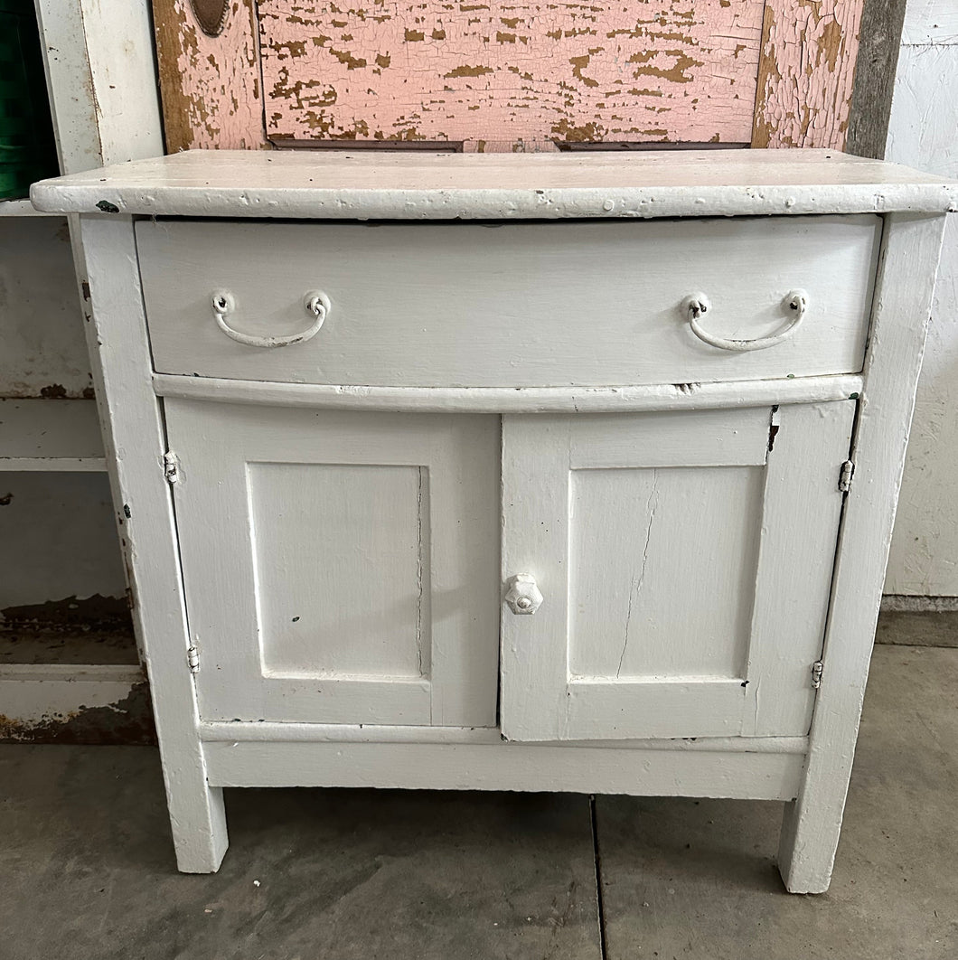 White Commode {LOCAL PICK UP ONLY}
