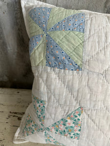 Pinwheel Quilt Pillow