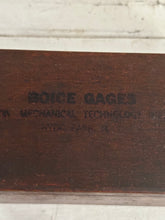 Load image into Gallery viewer, Boice Gage Box, #5, 3-6
