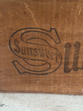 Load image into Gallery viewer, Sunsweet Prune Box
