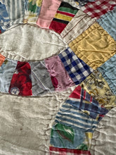 Load image into Gallery viewer, Vibrant Summer Quilt

