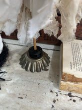 Load image into Gallery viewer, Tattered Ghost 14
