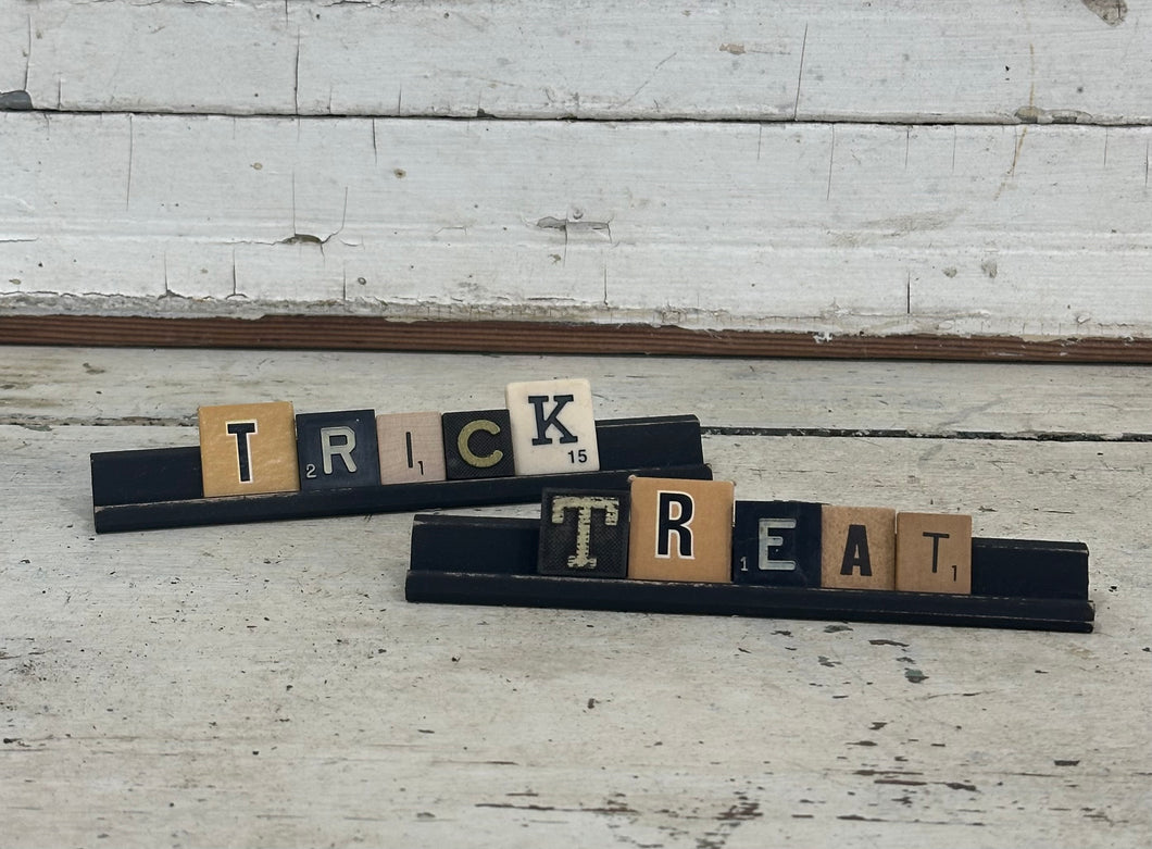 Trick or Treat (2 trays)