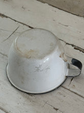 Load image into Gallery viewer, Black Cat on White Cup

