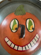 Load image into Gallery viewer, Jack O&#39;Lid 10} Jack on Grey Lid
