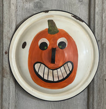 Load image into Gallery viewer, Jack O&#39;Lid 12} Jack on White Lid
