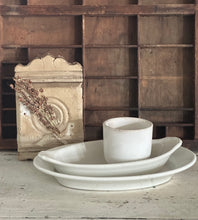 Load image into Gallery viewer, Set of 3 Restaurant Dishes
