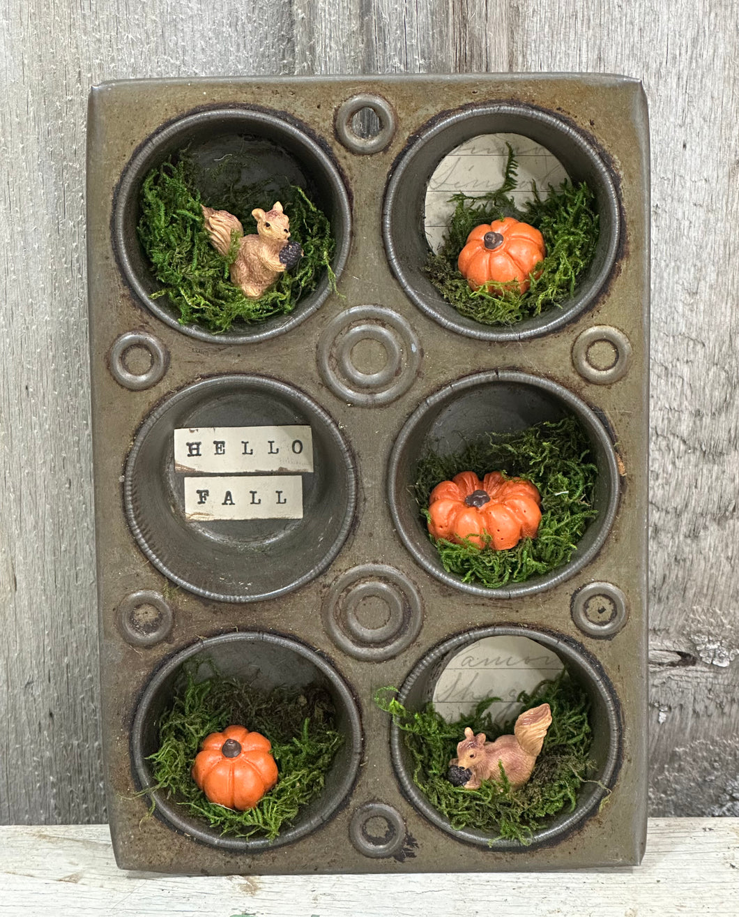 Pumpkin Muffin Tin: Hello Fall