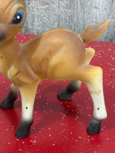 Load image into Gallery viewer, Plastic Deer
