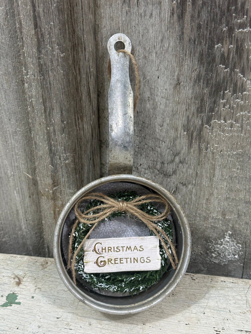 Christmas Greeting Toy Pan w/Wreath