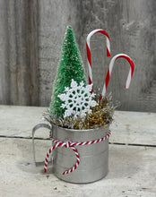 Load image into Gallery viewer, Measuring Cup w/Tree, Canes, Flake
