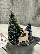 Load image into Gallery viewer, Silver Pot w/Deer, Tree, Greenery
