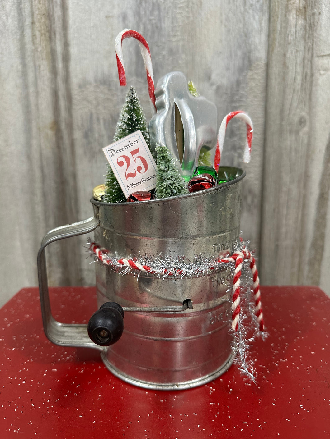 Santa Cutter in Sifter