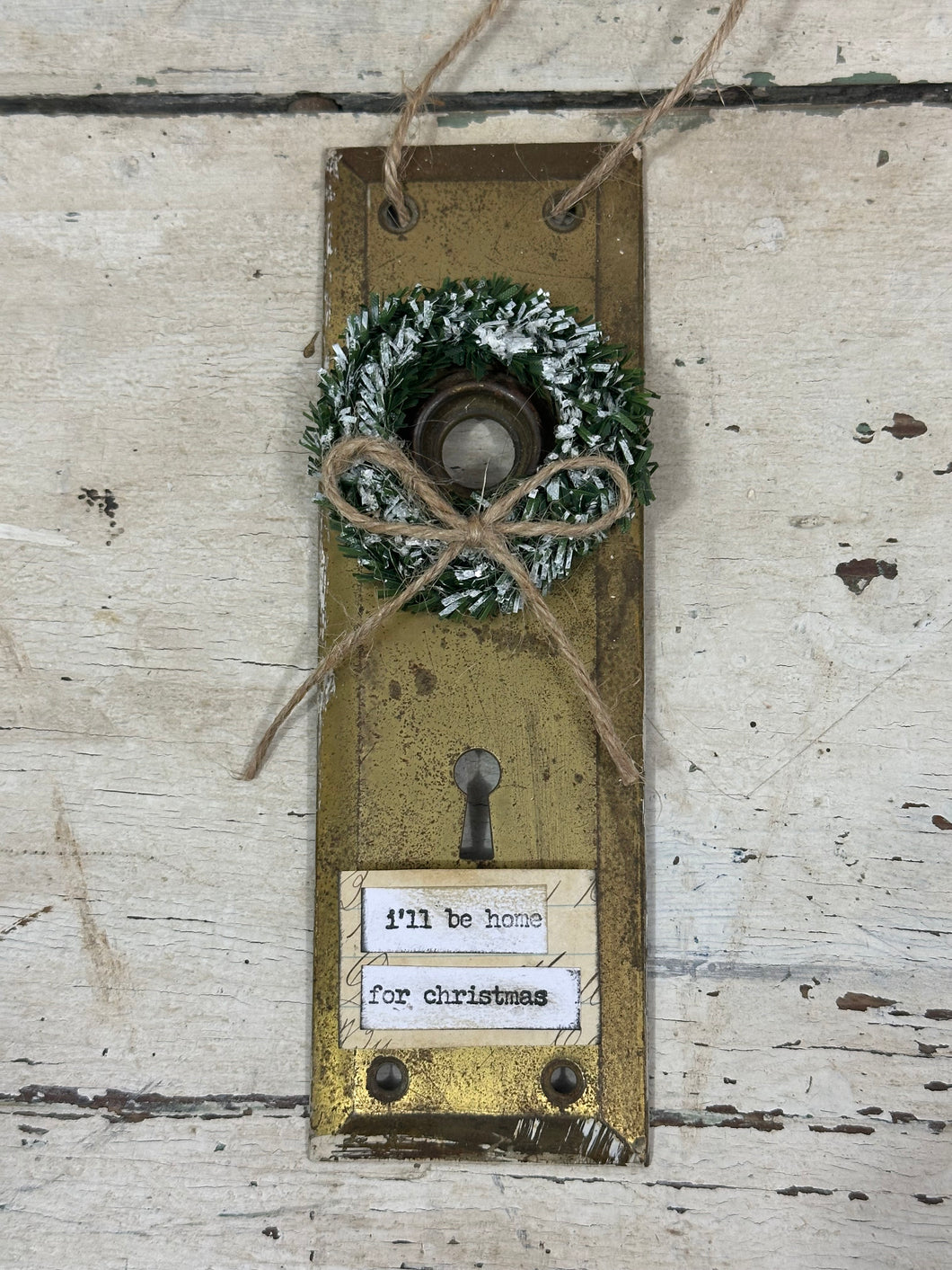 11} I'll Be Home for Christmas