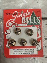 Load image into Gallery viewer, Unopened Honeycomb Bells and Jingle Bells
