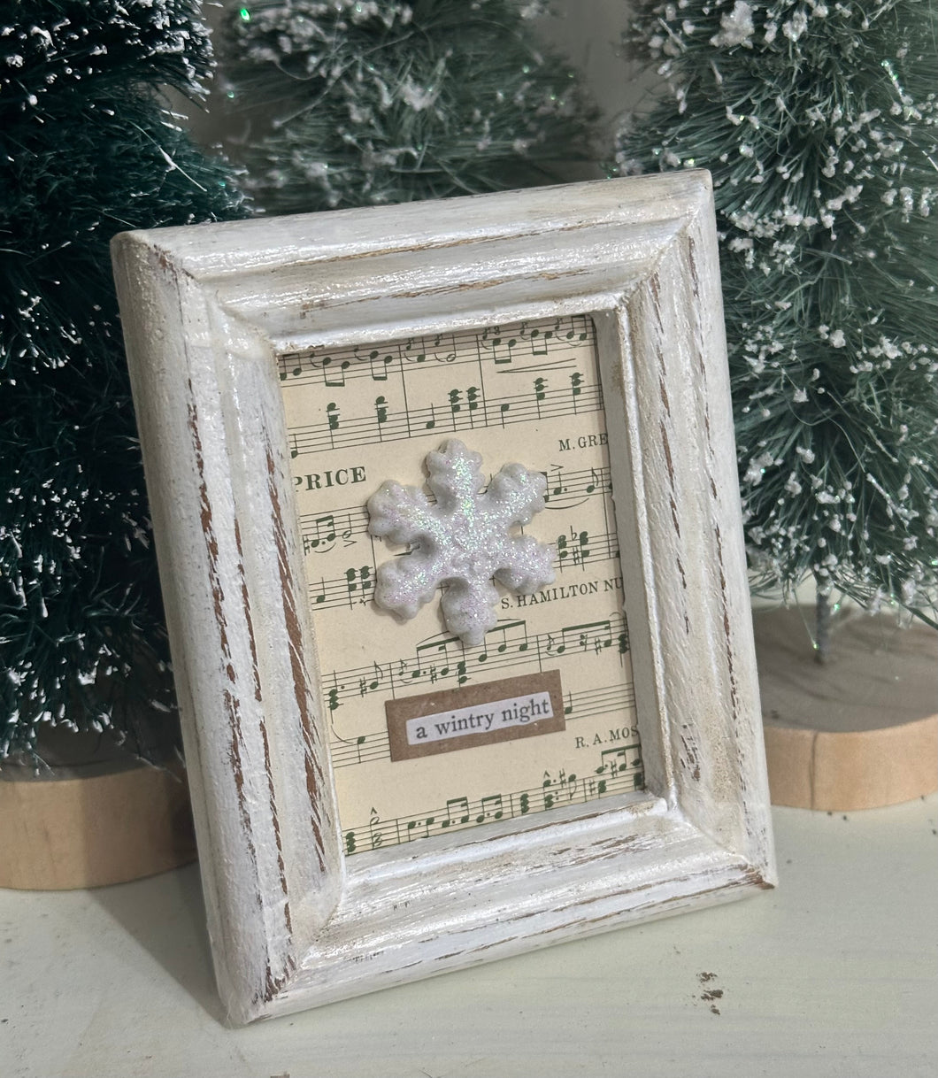 15} Mini Frame: Wintry Night