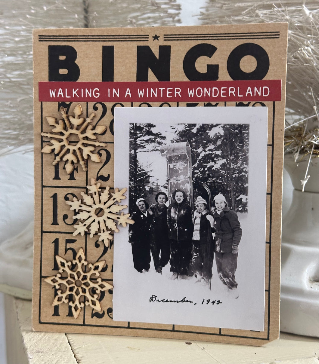 13} Winter Wonderland, black + white