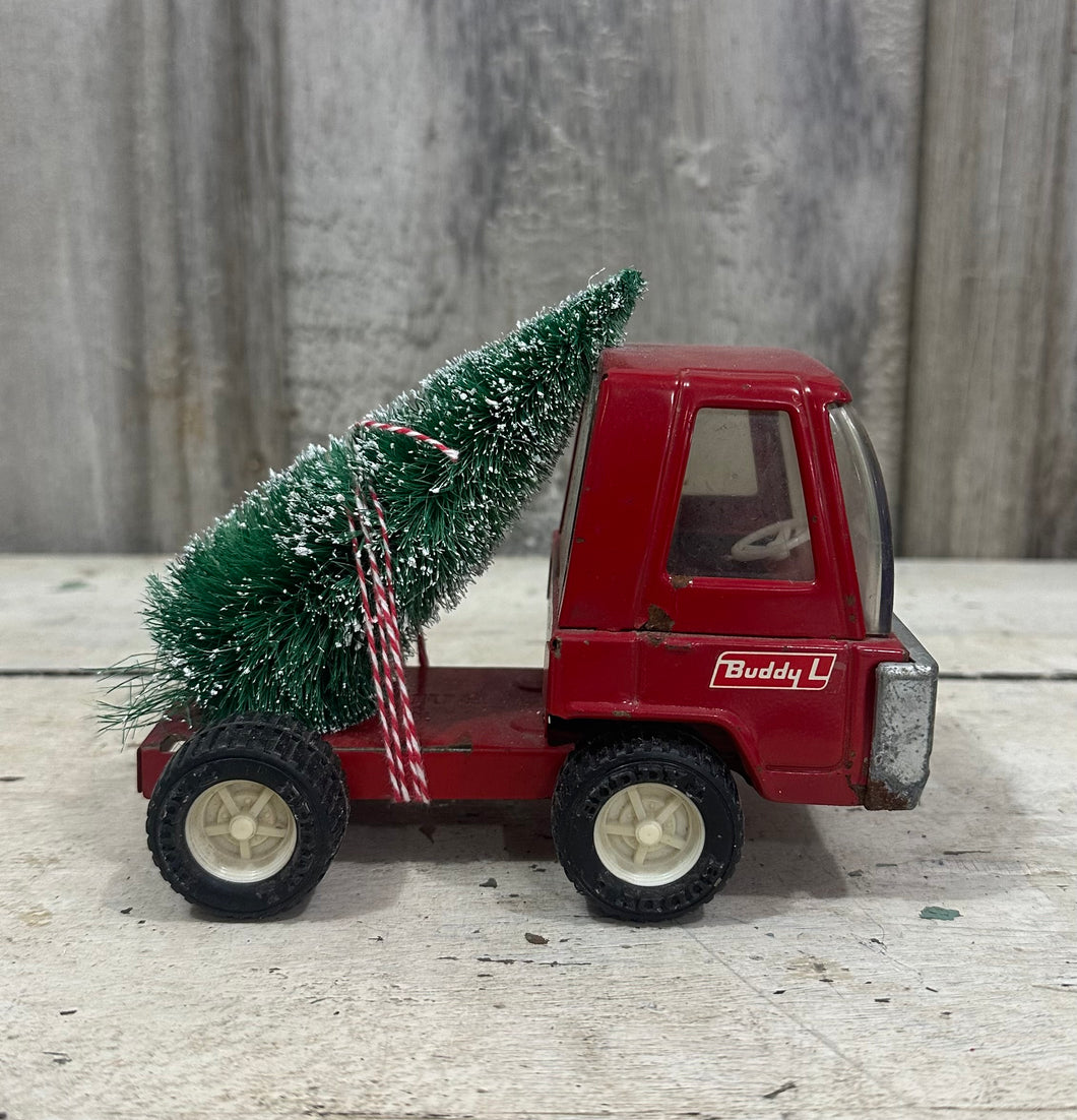 1} Buddy L Truck w/Tree