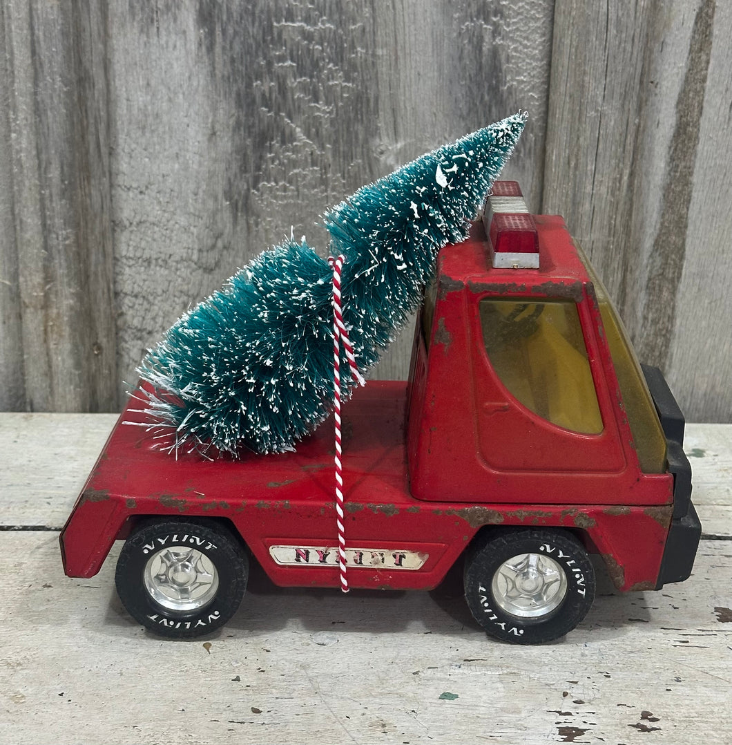 3} BIG Fire Truck w/Tree