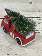 Load image into Gallery viewer, 8} Fire Truck w/Tree
