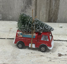 Load image into Gallery viewer, 11} Fire Truck w/Tree
