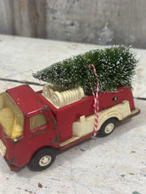 Load image into Gallery viewer, 13} Fire Truck w/Tree
