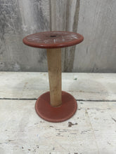 Load image into Gallery viewer, Large Spool 4
