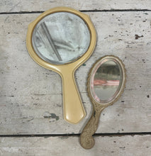 Load image into Gallery viewer, 2 Mirriors
