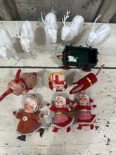 Load image into Gallery viewer, Christmas Assortment [12 Pieces]
