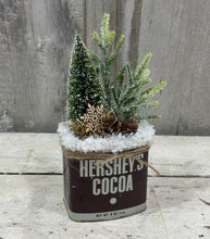 Load image into Gallery viewer, Hershey&#39;s Tin w/Tree, Greenery

