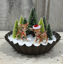 Load image into Gallery viewer, Bundt Pan w/Deer + Trees
