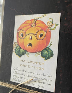Upcycled Book Decor: Halloween Greetings