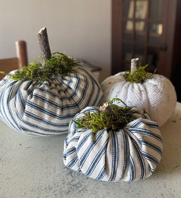Handmade Pumpkins 31