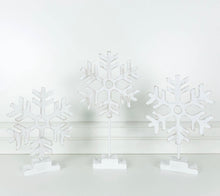 Load image into Gallery viewer, Wooden Snowflake Set
