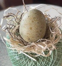 Load image into Gallery viewer, Crochet Spool w/Egg (melon green)
